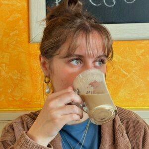 Meet your Posher, Jade